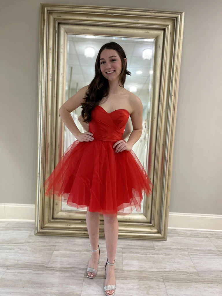 Simple Strapless Sweetheart Neck Red Tulle Short Prom Dresses,  Strapless Sweetheart Neck Red Tulle Short Homecoming Dresses
