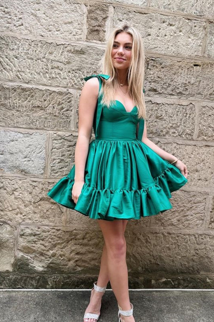 Sweetheart Neck Green Satin Short Prom Dresses, Green Short Homecoming morievent Sweetheart Neck Green Satin Short Prom Dresses, Green Short Homecoming morievent