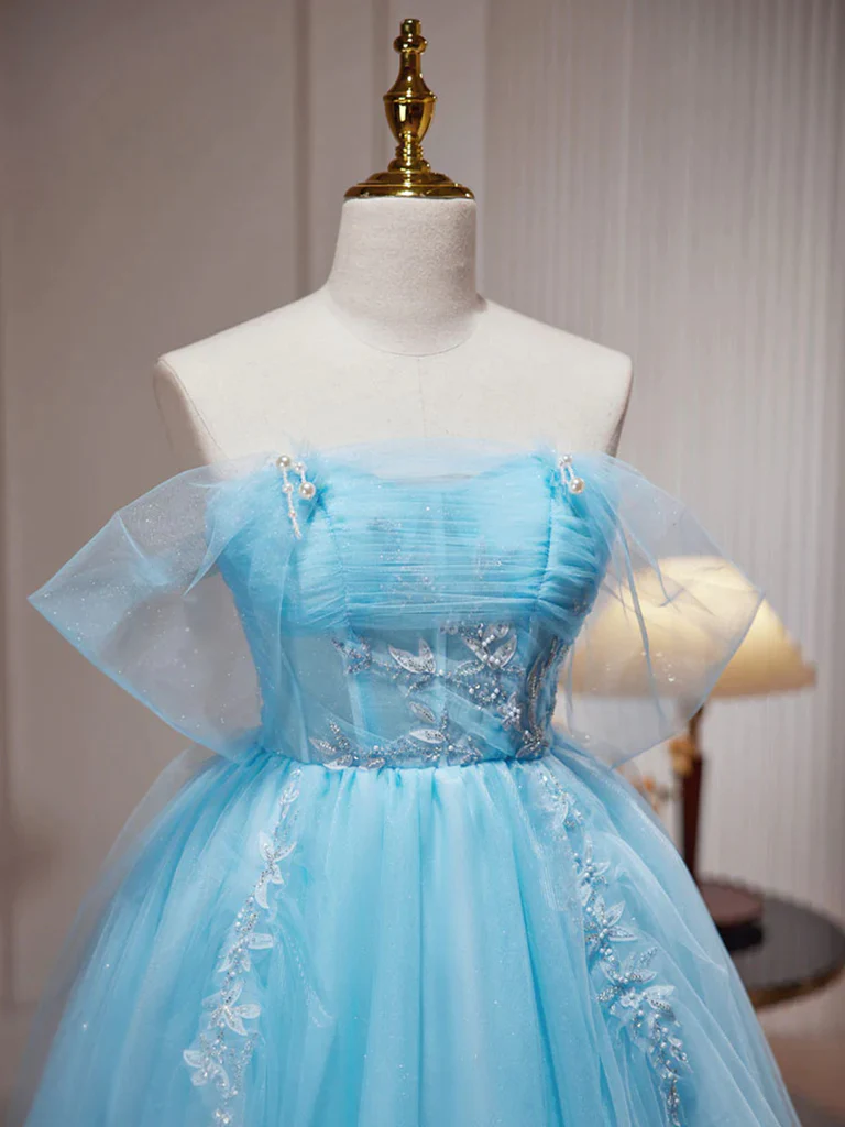 short blue wedding dresses Light Blue Short Tulle Bridesmaids Dress for Fairy tale Wedding Size 14 / Blue