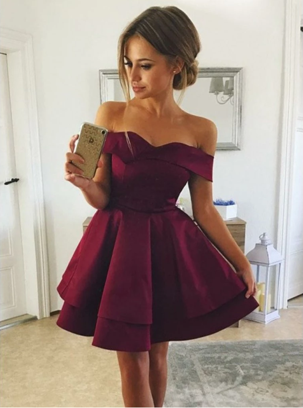 Off The Shoulder Layered Burgundy Short Prom Dresses Off Shoulder Layered Burgundy Homecoming Graduation Dresses