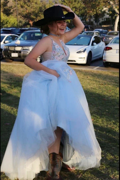 A Line Plunging Neck Baby Blue Long Prom Dress with Embroidery， V Neck Blue Lace Formal Evening Dresses