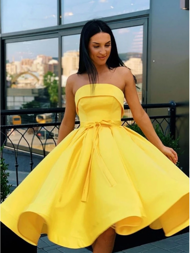 A Line Yellow Strapless Short Prom Dresses, Strapless Short Yellow Formal Graduation Homecoming Dresses