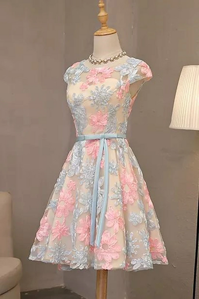 Round Neck Colorful Short Cap Sleeves Lace Prom Dresses, Short Colorful Lace Graduation Homecoming Dresses